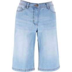 Bermudy dżinsowe bonprix niebieski "bleached”. Niebieskie szorty damskie bonprix, z jeansu. Za 27,99 zł.