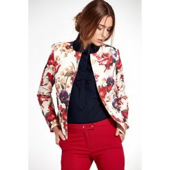 Krótki żakiet bez kołnierzyka w modne kwiaty. Żakiety damskie NIFE, xl, w kwiaty, z poliesteru. Za 189,00 zł.