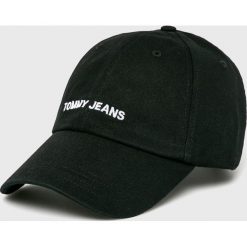 Tommy Jeans - Czapka. Czarne czapki męskie Tommy Jeans, bez wzorów, z bawełny. W wyprzedaży za 99,90 zł.