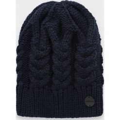 Czapka damska CAD609 - ciemny granat - Outhorn. Czapki damskie Outhorn, na zimę. W wyprzedaży za 14,99 zł.