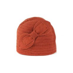 Czapka damska Wełniana kokarda pomarańczowa. Brązowe czapki zimowe damskie marki Art of Polo, z wełny. Za 54,70 zł.