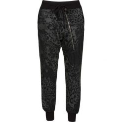Spodnie dresowe bonprix czarny - leo. Czarne spodnie dresowe damskie bonprix, z dresówki. Za 79,99 zł.