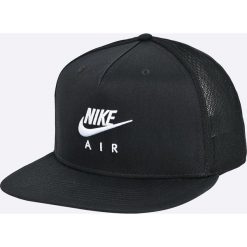 Nike Sportswear - Czapka. Czarne czapki męskie marki Nike Sportswear, z bawełny. W wyprzedaży za 79,90 zł.