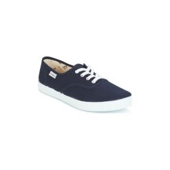 Buty Victoria INGLESA LONA. Niebieskie trampki i tenisówki damskie Victoria, bez wzorów, bez zapięcia. Za 116,10 zł.