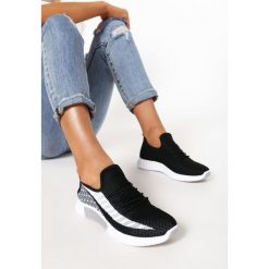 Czarne Buty Sportowe Jenierea. Czarne buty sportowe damskie Born2be, bez wzorów, sportowe. W wyprzedaży za 64,99 zł.