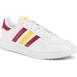 Buty adidas - Team Court FW5066 Ftwwht/Cburgu/Wonglo. Białe buty sportowe męskie Adidas, ze skóry ekologicznej, bez zapięcia. Za 329,00 zł.