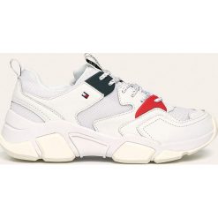 Tommy Hilfiger - Buty Chunky. Białe buty sportowe damskie TOMMY HILFIGER, bez wzorów, ze skóry, sportowe. W wyprzedaży za 459,90 zł.