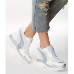 Białe Sneakersy Observable. Białe koturny damskie Born2be, z materiału. Za 119,99 zł.