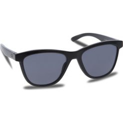 Okulary przeciwsłoneczne OAKLEY - Moonlighter OO9320-01 Polished Black/Grey. Czarne okulary przeciwsłoneczne damskie Oakley. W wyprzedaży za 419,00 zł.