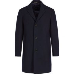 Płaszcz przejściowy Pierre Cardin 69540. Niebieskie płaszcze męskie Pierre Cardin, m, bez wzorów, z poliesteru, bez kaptura. W wyprzedaży za 499,00 zł.