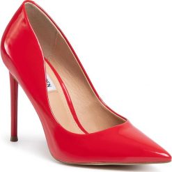 Szpilki STEVE MADDEN - Vala SM11000681-02002-009 Red. Czerwone półbuty damskie Steve Madden, bez wzorów, ze skóry ekologicznej, bez obcasa, na obcasie, bez zapięcia. Za 449,00 zł.