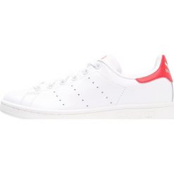 Adidas Originals STAN SMITH Tenisówki i Trampki running white/collegiate red. Białe tenisówki męskie adidas Originals, z materiału. Za 389,00 zł.
