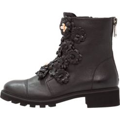 Botki damskie lity: SPM KENDALL Botki black
