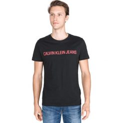 Calvin Klein Koszulka Czarny. Czarne podkoszulki męskie Calvin Klein, l, bez wzorów, z bawełny, bez kołnierzyka, z krótkim rękawem, krótkie. Za 154,95 zł.