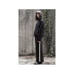 STRIPES PANTS IN BLACK. Czarne spodnie damskie marki The Hive, s, z bawełny. Za 199,00 zł.