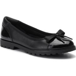 Półbuty TAMARIS - 1-22100-23 Black Comb 098. Czarne półbuty damskie Tamaris, na co dzień, z aplikacjami, ze skóry ekologicznej, bez obcasa, na obcasie, bez zapięcia. Za 229,00 zł.