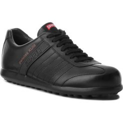 Półbuty CAMPER - Pelotas Xl 18304-024 Black. Czarne półbuty męskie Camper, na co dzień, bez wzorów, ze skóry, eleganckie, bez zapięcia. W wyprzedaży za 379,00 zł.