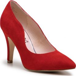 Półbuty CAPRICE - 9-22412-22 Red Suede 524. Czerwone półbuty damskie marki Caprice, bez wzorów, z zamszu, bez obcasa, na obcasie, bez zapięcia. Za 249,90 zł.