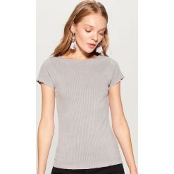 Koszulka z prążkowanego materiału - Szary. Szare t-shirty damskie Mohito, l, prążkowane. Za 39,99 zł.