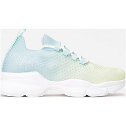 Miętowe Sneakersy Lampetia. Zielone sneakersy damskie Born2be. Za 99,99 zł.