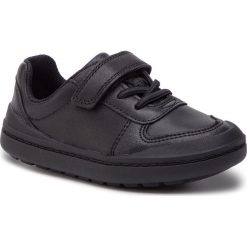 Sneakersy CLARKS - Rock Verve T 261415596 Black Leather. Czarne trampki chłopięce marki Clarks, bez wzorów, ze skóry ekologicznej, rockowe, na rzepy. Za 259,00 zł.