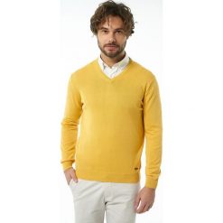 Jimmy Sanders sweter męski 19W M żółty. Żółte swetry męskie Jimmy Sanders, m, bez wzorów, bez kołnierzyka, bez kaptura. Za 179,00 zł.