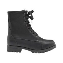Duffy Buty czarny female czarny 39. Czarne botki damskie Duffy, ze skóry, klasyczne, bez obcasa, na sznurówki. Za 329,00 zł.