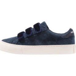 No Name ARCADE STRAPS Sneakersy niskie navy/blue. Niebieskie trampki i tenisówki damskie marki No Name, bez wzorów, ze skóry, bez zapięcia. Za 419,00 zł.