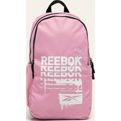 Reebok Classic - Plecak. Różowe plecaki damskie Reebok Classic, z nadrukiem, z poliesteru. Za 79,90 zł.