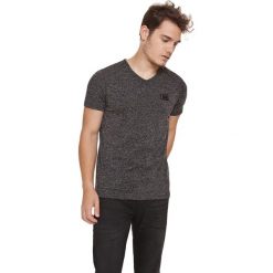 T-shirt w kolorze czarnym. Czarne t-shirty męskie Lonsdale, Kangol, s, z nadrukiem, bez kołnierzyka. W wyprzedaży za 39,95 zł.