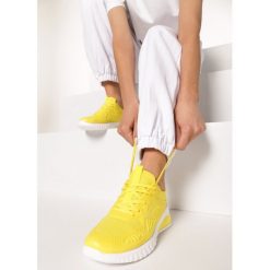 Żółte Sneakersy Psamathe. Żółte buty sportowe damskie Born2be, z jeansu. Za 99,99 zł.