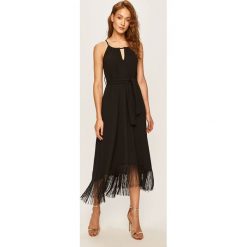 Twinset - Sukienka. Czarne sukienki damskie Twinset, na co dzień, s, bez wzorów, z elastanu, z okrągłym kołnierzem, bez rękawów, midi, proste. W wyprzedaży za 399,90 zł.