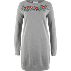 Sukienka dresowa z haftem bonprix jasnoszary melanż. Szare sukienki damskie bonprix, z haftami, z dresówki, bez kołnierzyka, bez rękawów. Za 49,99 zł.