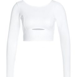Free People RISING SUN LAYERING Bluzka z długim rękawem white. Białe topy sportowe damskie marki Free People, l, z elastanu, sportowe, z długim rękawem. Za 269,00 zł.
