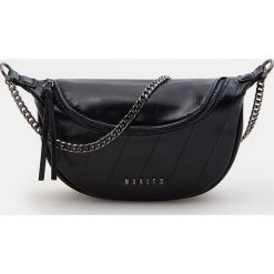 Torebka crossbody z łańcuszkiem -. Torebki klasyczne damskie Mohito, bez wzorów, bez dodatków. Za 99,99 zł.