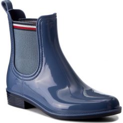 Kalosze TOMMY HILFIGER - Odette 11R FW0FW01526 Jeans 013. Niebieskie buty zimowe damskie marki TOMMY HILFIGER, z gumy. W wyprzedaży za 229,00 zł.