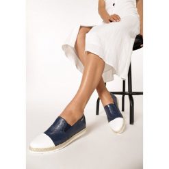 Granatowe Espadryle Phia. Niebieskie espadryle damskie Born2be, bez wzorów, bez obcasa. W wyprzedaży za 34,99 zł.