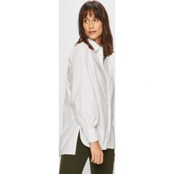 Pepe Jeans - Koszula. Białe bluzki damskie Pepe Jeans, na co dzień, s, bez wzorów, z bawełny, klasyczne, z klasycznym kołnierzykiem, z długim rękawem. Za 299,90 zł.