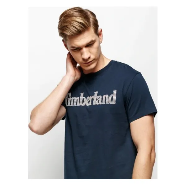 Timberland Koszulka Ss Elevated Linear Tee , granatowy, rozmiar L. Niebieskie koszulki męskie Timberland, m, bez wzorów, z bawełny, bez kołnierzyka, z krótkim rękawem, krótkie. W wyprzedaży za 119,99 zł.