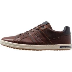 Björn Borg CURD Sneakersy niskie brown. Pomarańczowe trampki męskie Björn Borg, bez wzorów, ze skóry ekologicznej, bez zapięcia. Za 459,00 zł.