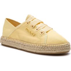 Espadryle TOMMY HILFIGER - Flat Espadrille Tommy Pastel FW0FW04007 Golden Haze 731. Espadryle damskie TOMMY HILFIGER. W wyprzedaży za 289,00 zł.