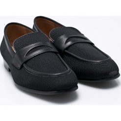 Steve Madden - Mokasyny Enmeshed. Czarne mokasyny męskie Steve Madden, bez wzorów, ze skóry, bez zapięcia. W wyprzedaży za 269,90 zł.
