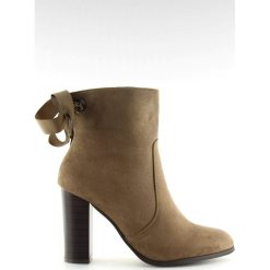 Botki na obcasie brązowe 1331 Khaki. Pomarańczowe botki damskie ButyModne, eleganckie, bez obcasa, na obcasie, na sznurówki. W wyprzedaży za 96,37 zł.