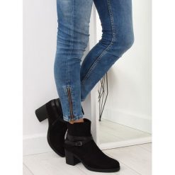 Botki na obcasie czarne 1138 BLACK. Czarne botki damskie obuwie damskie, na jesień, ze skóry, bez obcasa, na obcasie, na zamek. Za 116,65 zł.