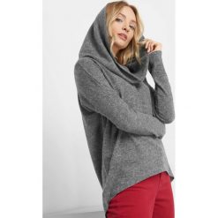 Lekki sweter z kołnierzem. Szare swetry klasyczne damskie Orsay, xs, z dzianiny, z asymetrycznym kołnierzem. Za 69,99 zł.