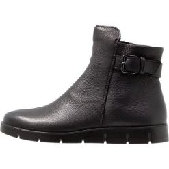 Ecco BELLA Botki black. Czarne botki damskie skórzane marki ecco, na płaskiej podeszwie. Za 599,00 zł.