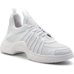 Sneakersy TOGOSHI - TG-05-02-000104 602. Białe półbuty damskie Togoshi, ze skóry. W wyprzedaży za 299,00 zł.