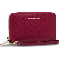 Duży Portfel Damski MICHAEL MICHAEL KORS - Jet Set 34F9GM9E3L Berry. Czerwone portfele damskie MICHAEL Michael Kors, bez wzorów, ze skóry. Za 489,00 zł.