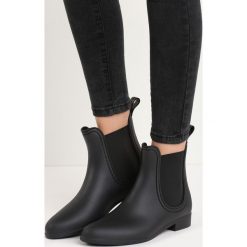 Kalosze Sztyblety Amara Matte Black. Czarne kalosze damskie Born2be, bez wzorów, z kauczuku. Za 59,99 zł.