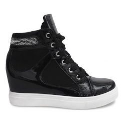 Czarne Sneakersy Na Koturnie A-35 Czarny. Czarne sneakersy damskie ButyModne, z lakierowanej skóry. Za 66,00 zł.